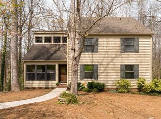 105 Shamrock Rd, Thomasville, NC 27360