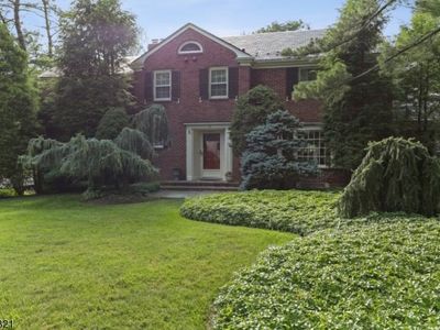 75 Whiteoak Dr, South Orange, NJ, 07079