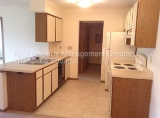 N91W17012 Apple Tree Ct APT 3, Menomonee Falls, WI 53051