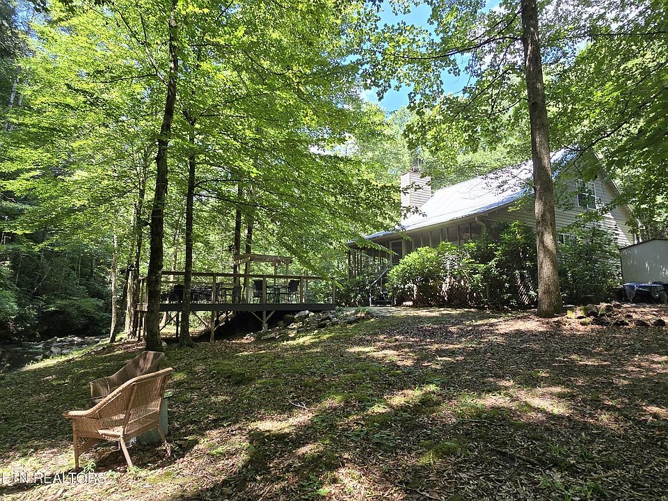 1st image of 1316 E Millers Cove Rd