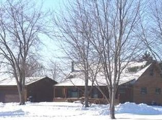 6043 Church Rd, Omro, WI 54963