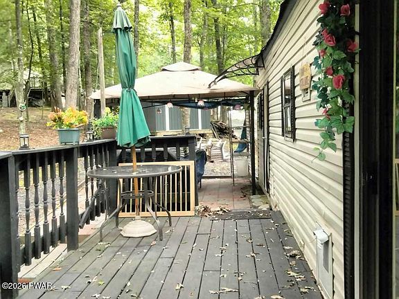 3rd image of 106 Natalie Ln