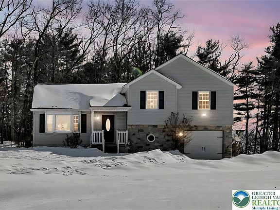 2nd image of 245 Dove Rd