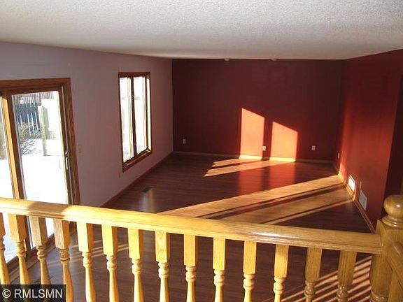 5th image of 23140 Gladiola St NW