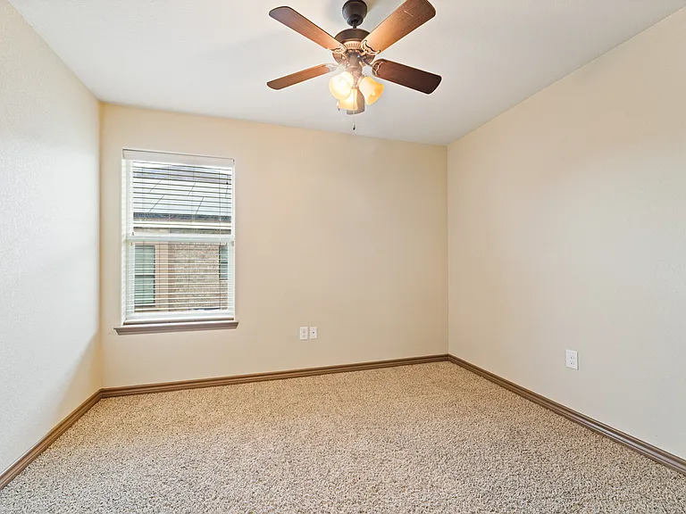 700 Cosper Creek Dr — Photo 20