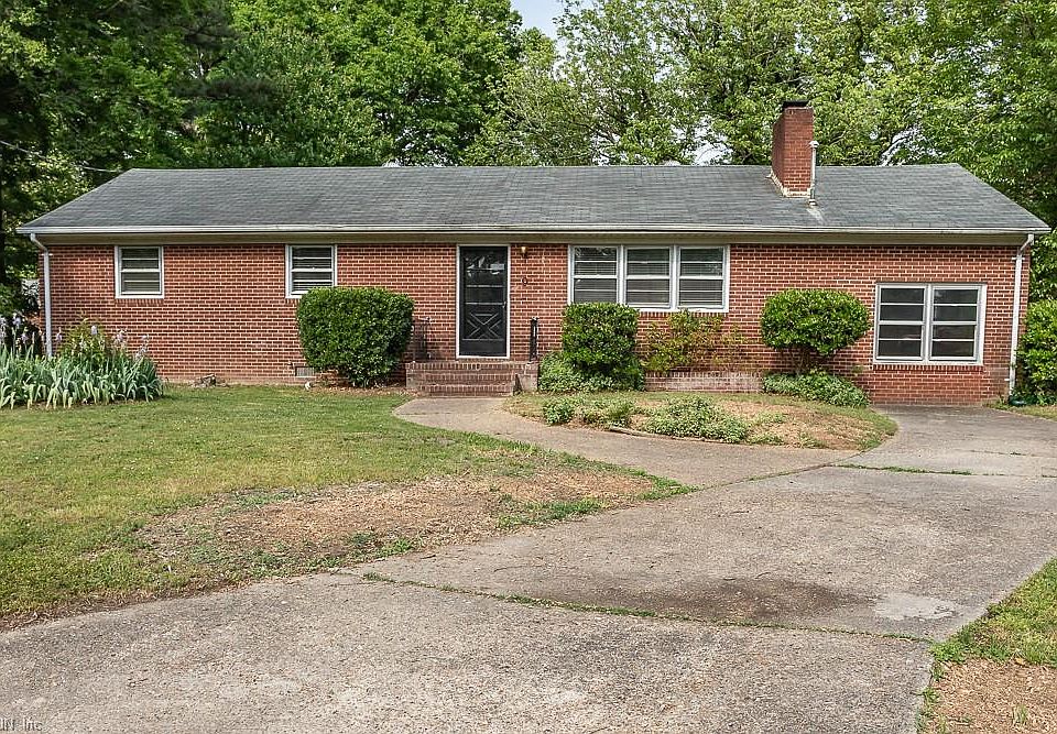 1st image of 9 Tuckahoe Drive