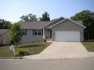 105 Savannah Ct, Rolla, MO 65401