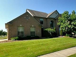 1st image of 46491 Glengarry Blvd