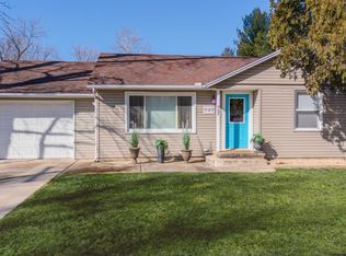 707 N Center St, Gridley, IL 61744