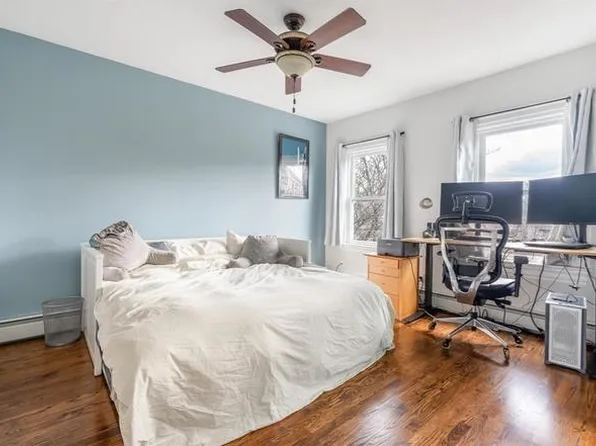 231 Broadway #6, Cambridge, MA 02139