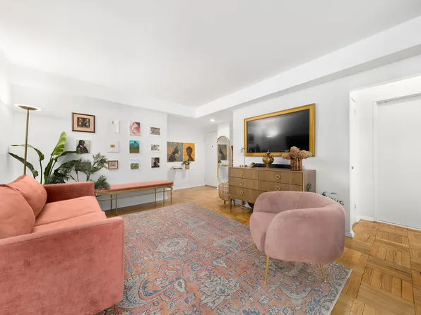 200 East 36th Street image 1 of 6