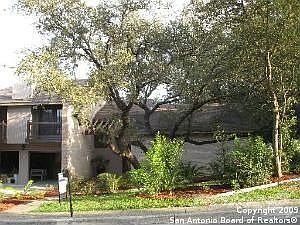 2nd image of 3618 Hunters Circle St
