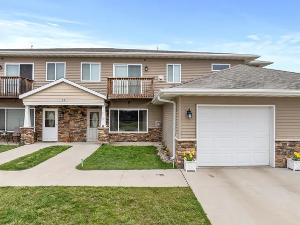 15 43rd Ave SW, Minot, ND 58701