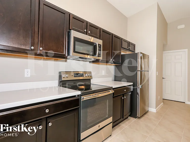 3501 SW Voyager St — Photo 7