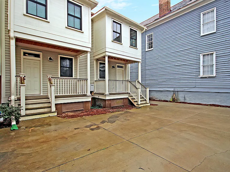 26 Blake St #B — Photo 20