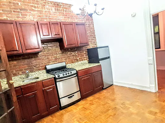Rented by East Williamsburg Realty Inc | media 37