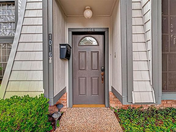 Covered front entrance.