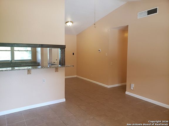 4th image of 7054 Apple Valley Dr