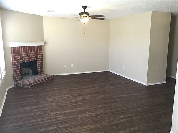 4th image of 1483 Hickory Creek Ln