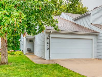 4720 71st St, Urbandale, IA, 50322