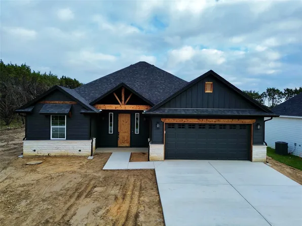 5411 San Jacinto Dr, Granbury, TX 76048