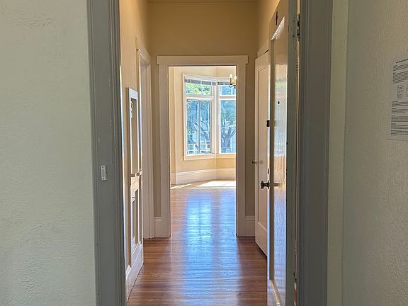 3rd image of 2825 Van Ness Ave APT 4