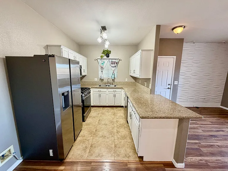 5650 E Sahara Ave #2024 — Photo 5