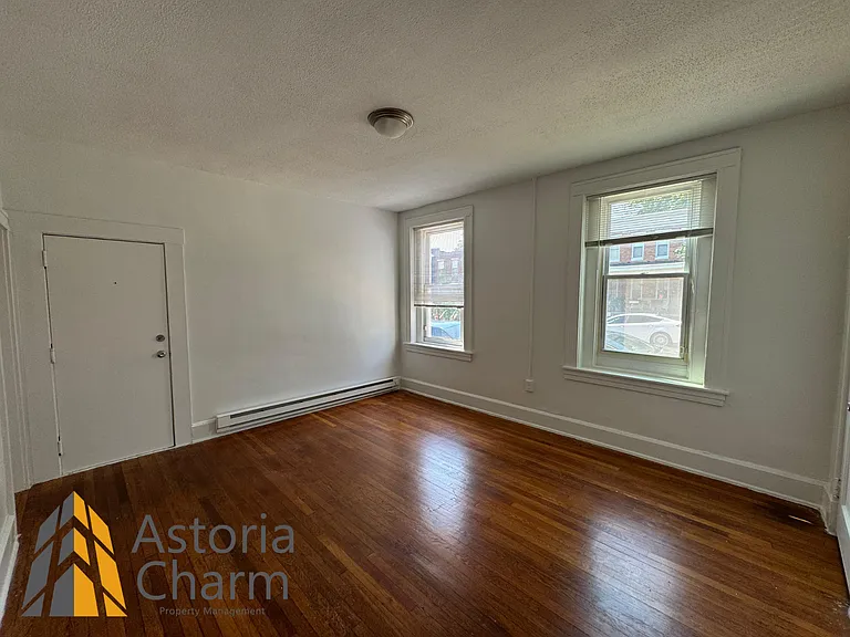2826 Windsor Ave #A5 — Photo 5