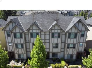 29053 SW Costa Cir W, Wilsonville, OR 97070