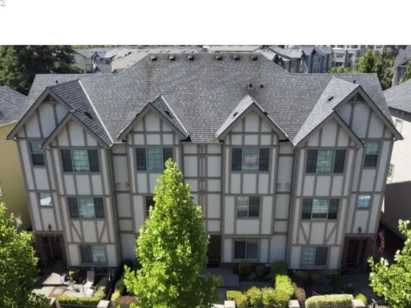 29053 SW Costa Cir W, Wilsonville, OR 97070