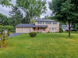 116 Kirklees Rd, Pittsford, NY 14534