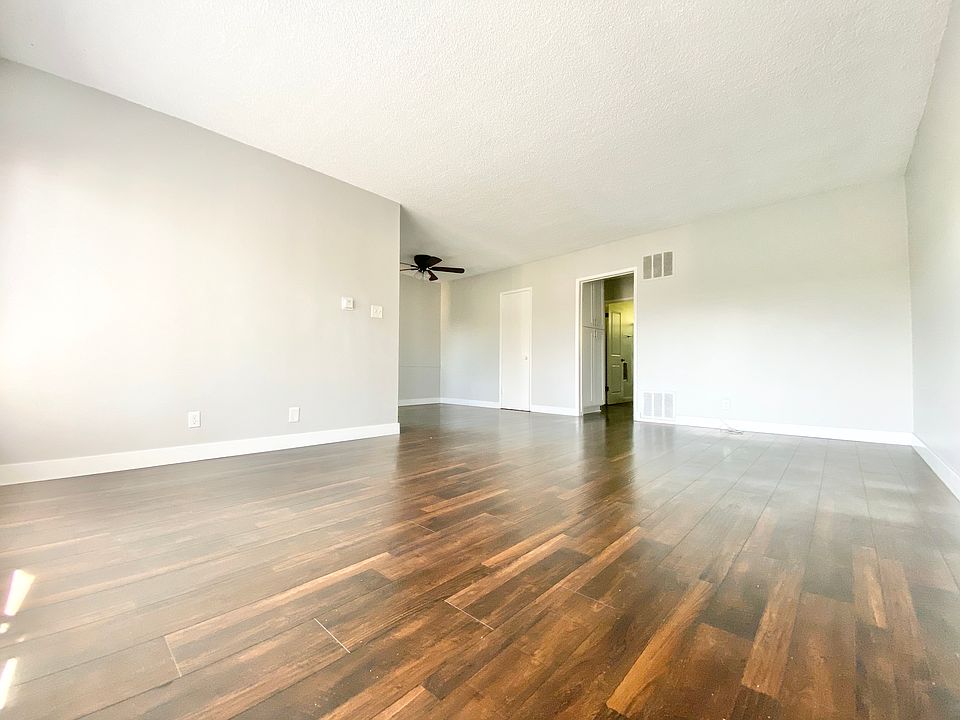 1st image of 7731 Romaine St APT 3