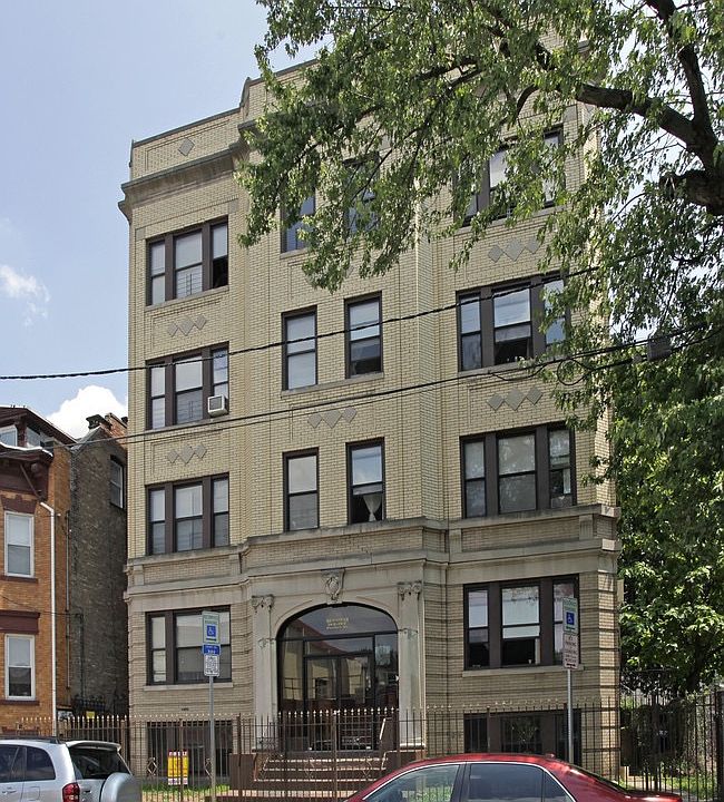 1st image of 95 Parker St APT 6
