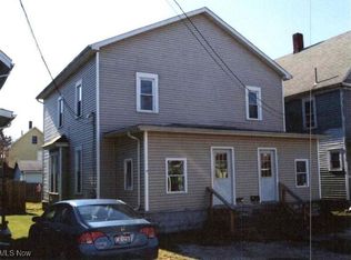 147-149 Evergreen St, Conneaut, OH 44030