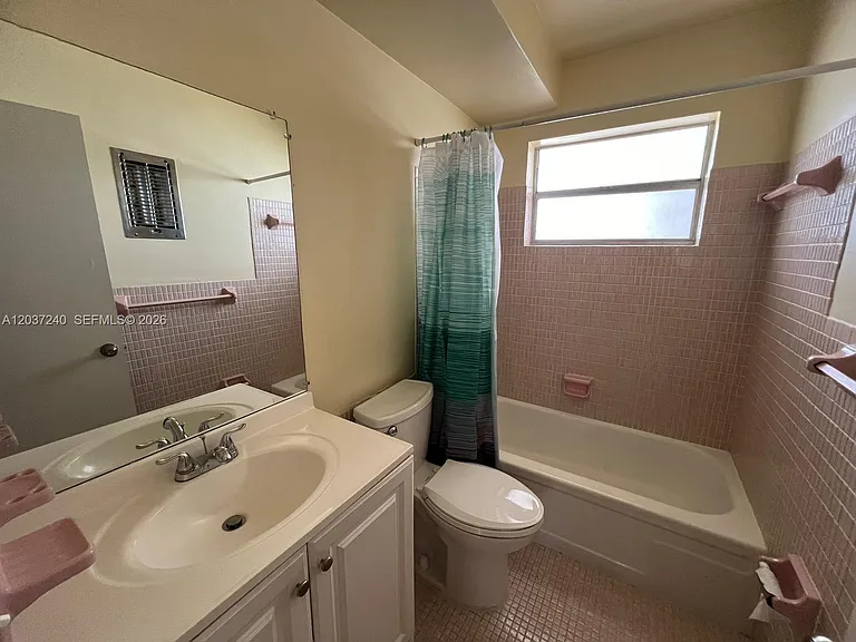 1321 NW 43rd Ave #104 — Photo 17