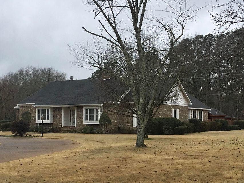1st image of 201 Wickwood Dr