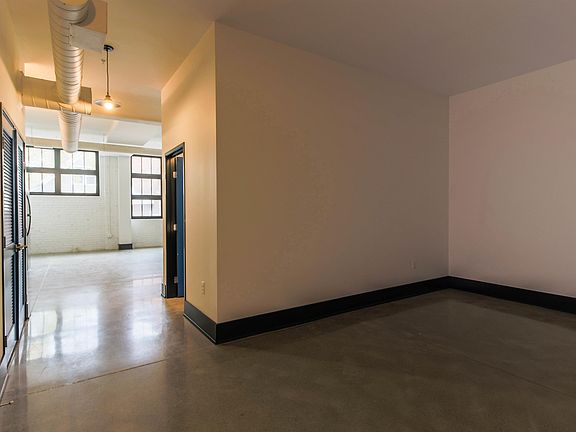 4th image of 2801 Barber Ave #1102