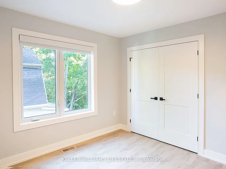 121 Cathcart St #A — Photo 13