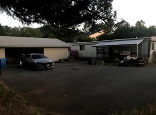 214 Cedar St, Rogue river, OR 97537