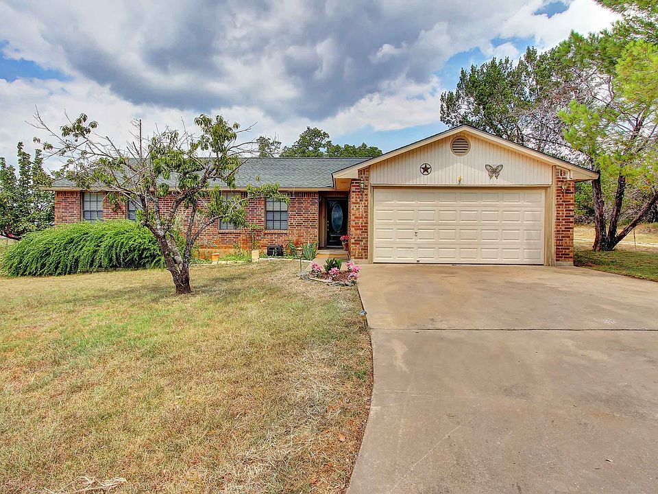 1st image of 190 Carol Ann Dr