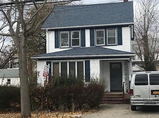 14246 249th St, Rosedale, NY 11422