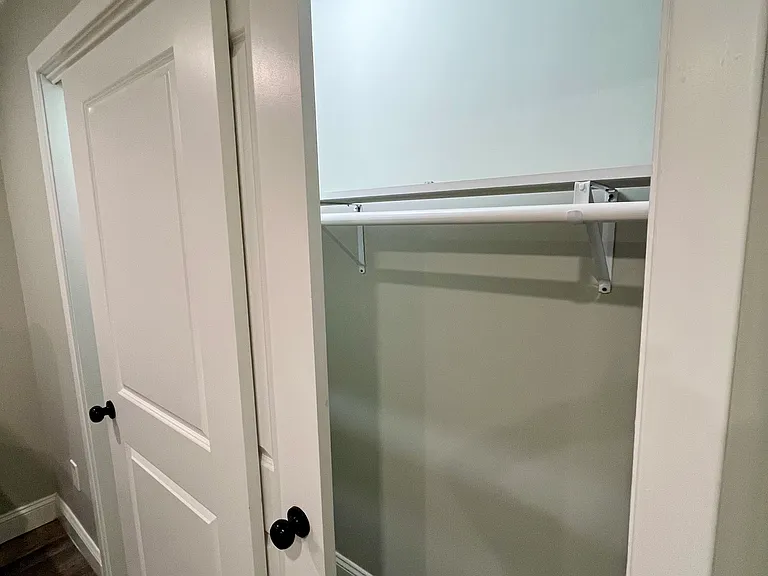 11 Radford Ln #BASEMENT — Photo 8