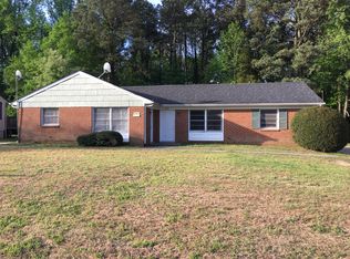 1650 S Valor Dr, Petersburg, VA 23803