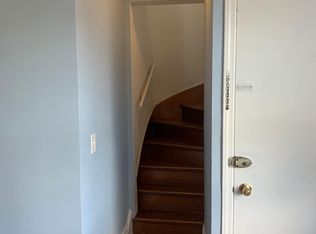 23 W 40th St FLOOR 2, Bayonne, NJ 07002