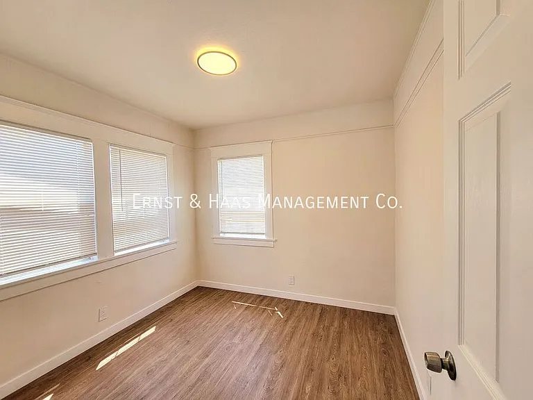 154 E Eagle St #1 — Photo 7