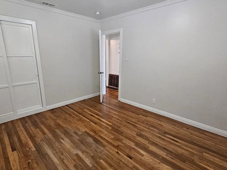 155 W Tudor St — Photo 14