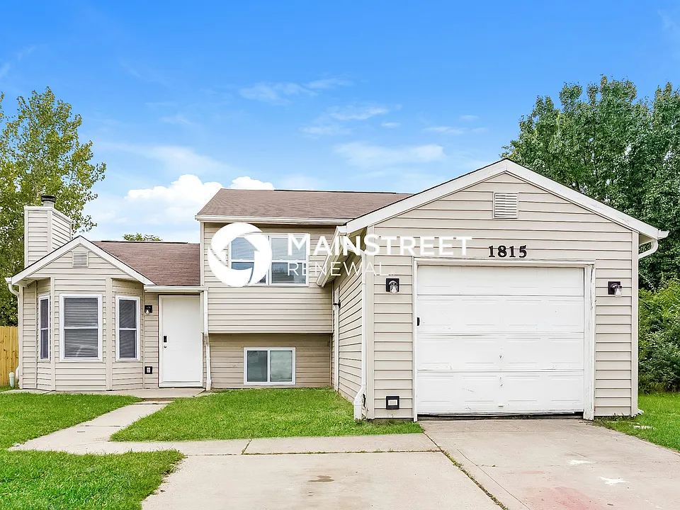 1815 Keystone Lakes Dr