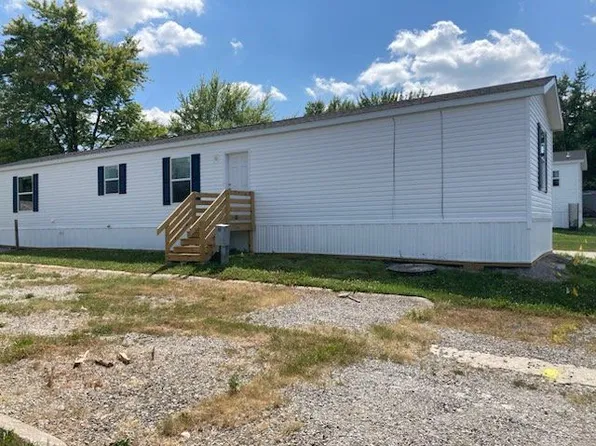 200 Gregory Ln #13, Bloomfield, IA 52537