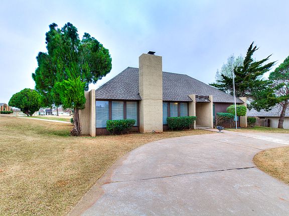 3rd image of 4302 Saint Patrick Dr