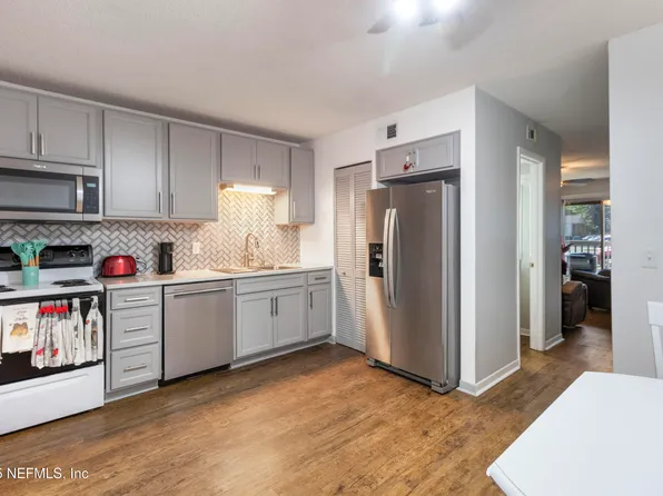 2300 TWELVE OAKS Drive #B5, Orange Park, FL 32065